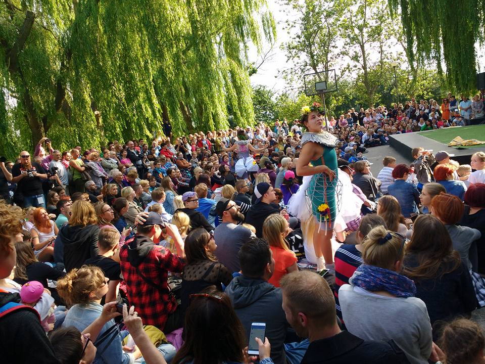Wondrous Strange at Feta Festival, Poland, by Lina Johansson