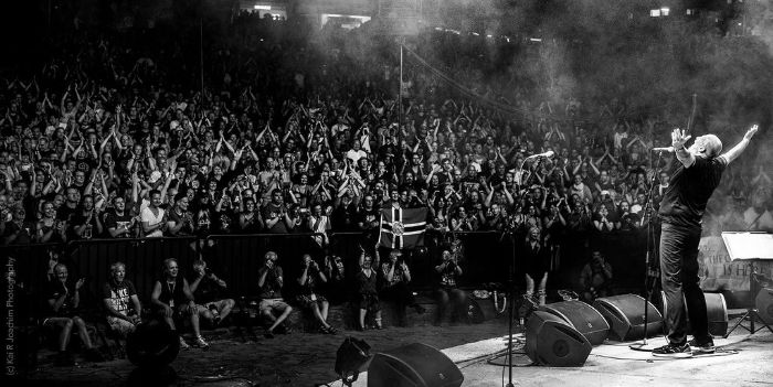 Fish in concert